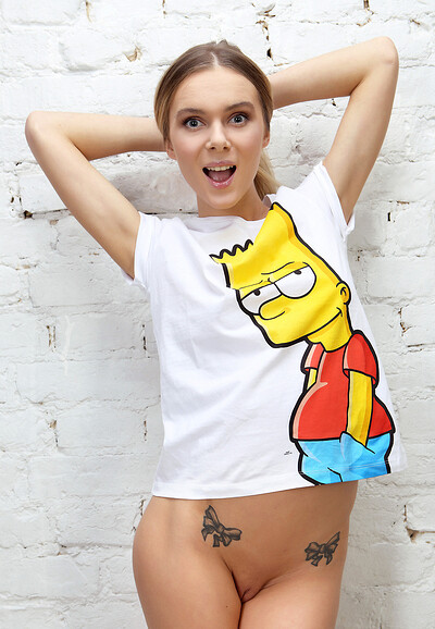 Model Karissa Diamond in Point Blank